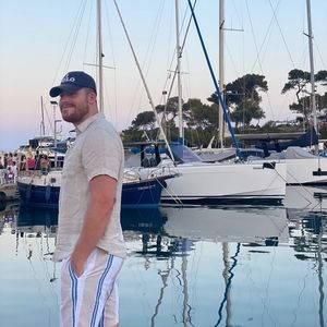 Meet your Posher, Frank